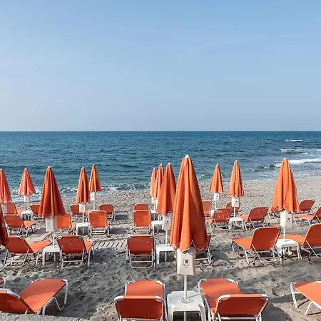 Hotel apartamentowy Angela Beach 2*