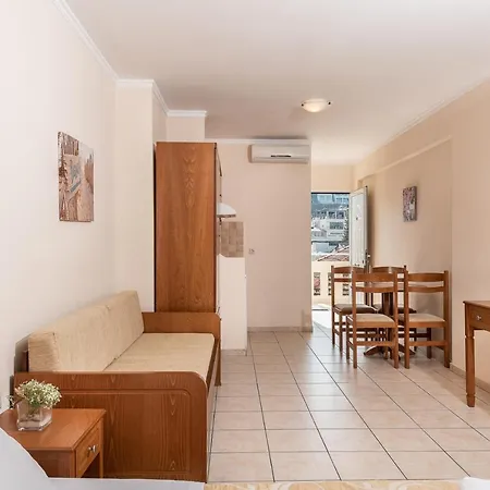 Angela Beach Hotel apartamentowy 2*